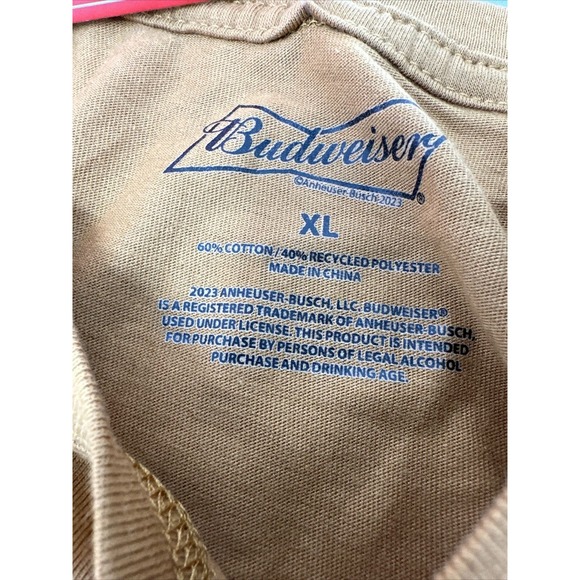 Budweiser Men's Short Sleeve King of Beers American Graphic T-Shirt, X-Large - Picture 5 of 9